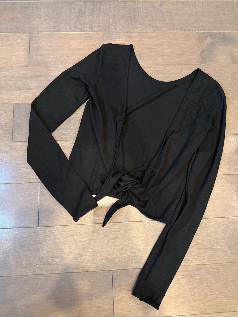 Aritzia Wilfred Free Tie Up Longsleeve